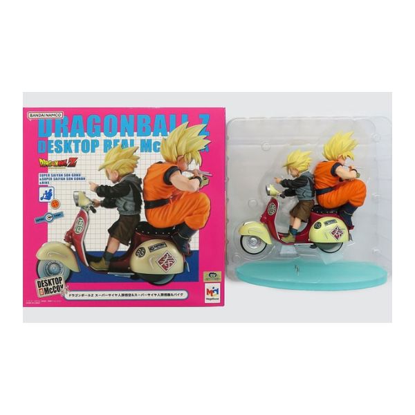 DESKTOP REAL McCOY EX スーパーサイヤ人孫悟空 &スーパーサイヤ人孫悟飯&バイク